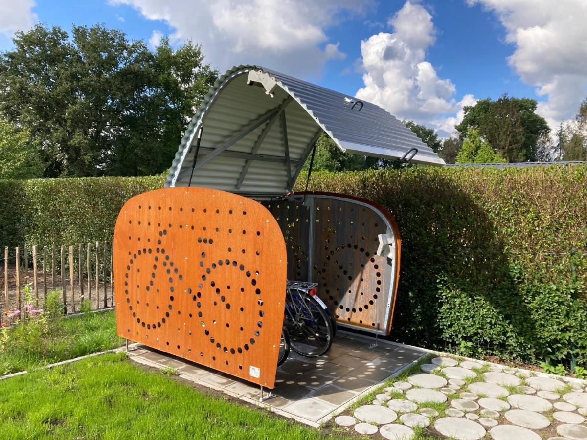 Shelter Villa Zutendaal Exteriör bild